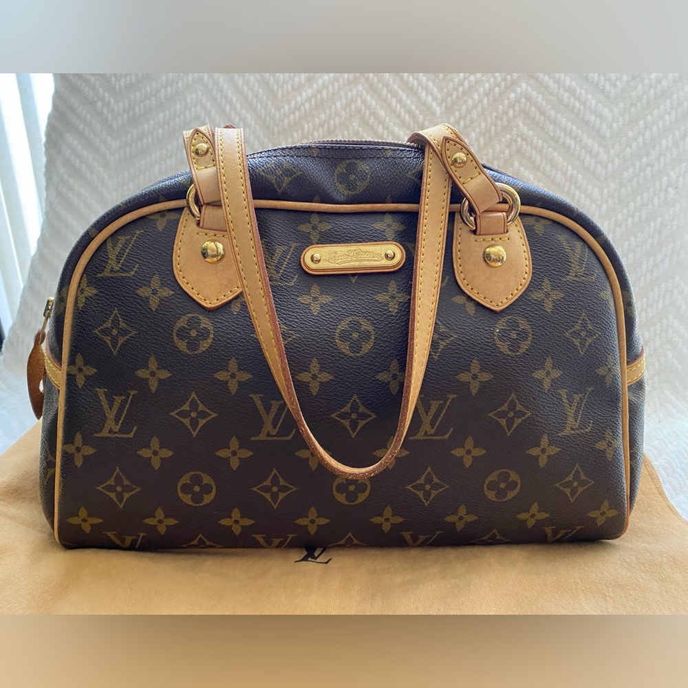 Authentic Louis Vuitton Monogram 
Montorgueil PM
